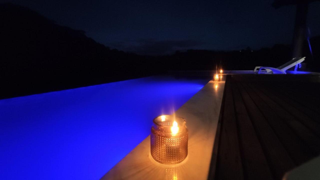 Chale Do Lago Super Luxo Кунья Экстерьер фото
